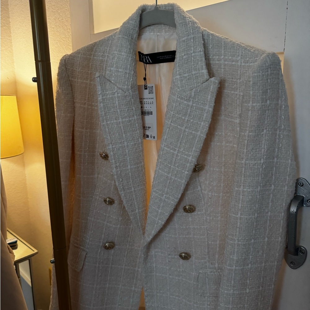 Zara Ivory Tweed Blazer with Gold Buttons